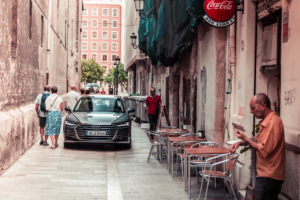 Audi A8 in Valencia - Alley